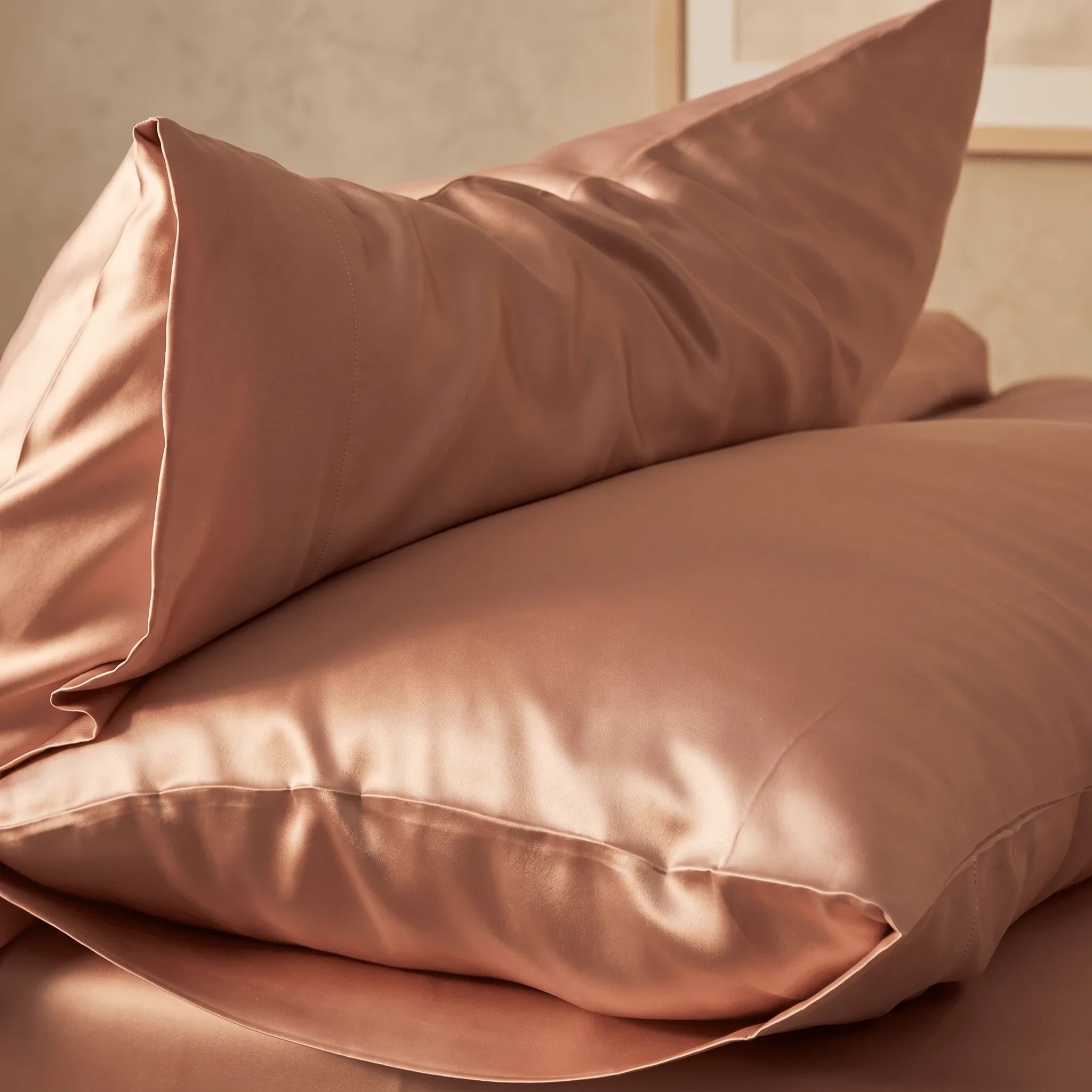 Hushly Silk Pillowcase - Hushly